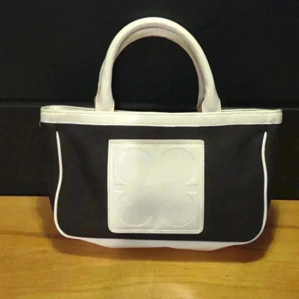 Liz Claiborne black‎ white vinyl cloth 2 pocket zip coin handbag